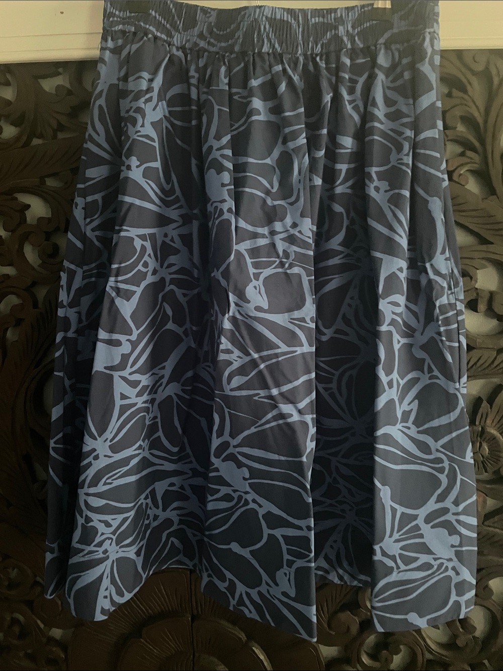 Banana Republic Navy and Light Blue Abstract Print Midi Skirt